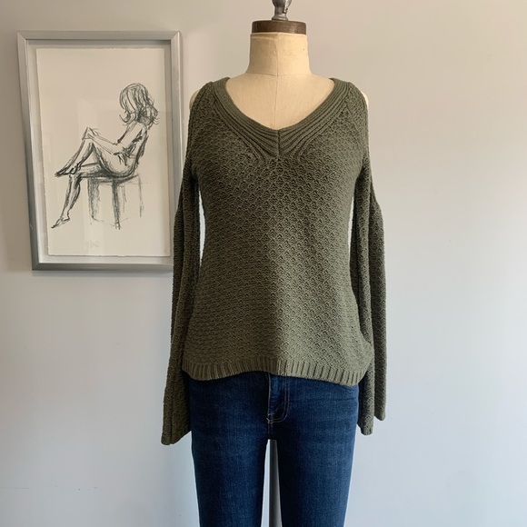 American Rag Open Shoulder Sweater - Picture 4 of 7
